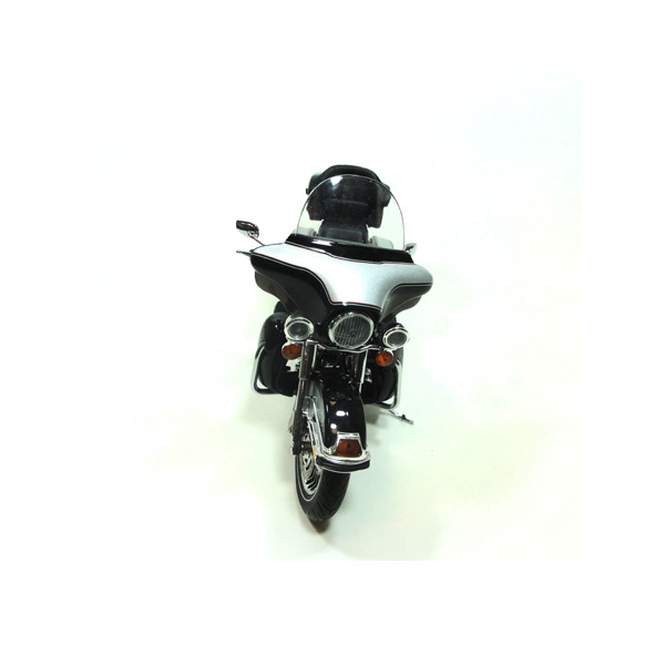 Ultra Classic Electra Glide Vivid Black Brilhant Silver