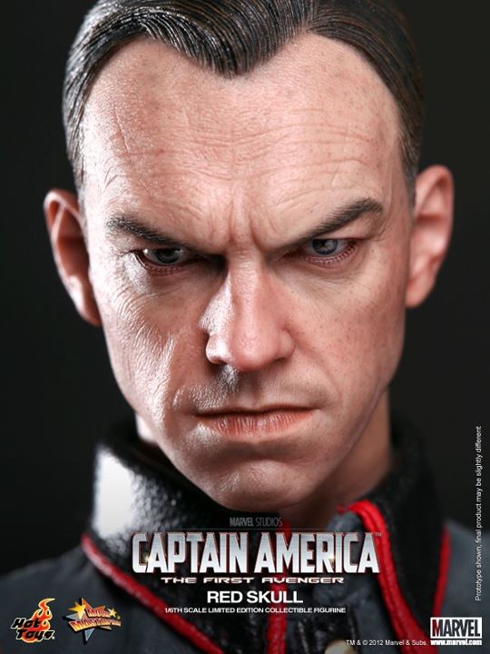 Hot Toys - Red Skull