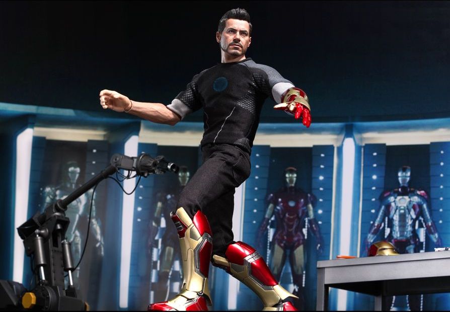Hot Toys Iron Man 3 Tony Stark 1/6th scale limited edition